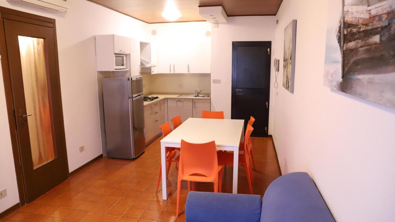 Condominio Quadrangolo-Gemini بيبيوني المظهر الخارجي الصورة